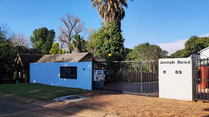 The Wild Peach entrance
