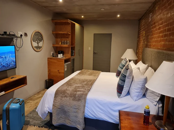The Wild Peach suite